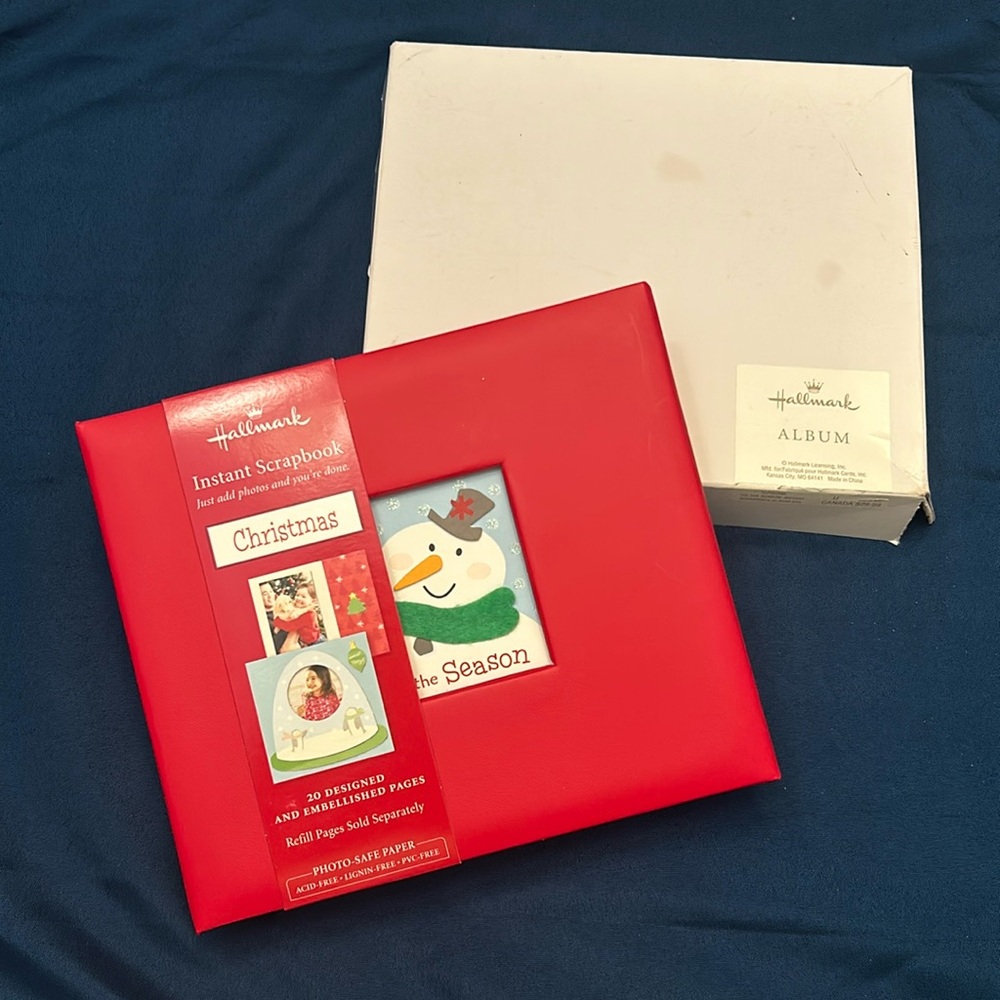Hallmark Instant Christmas Scrapbook. New in Box.